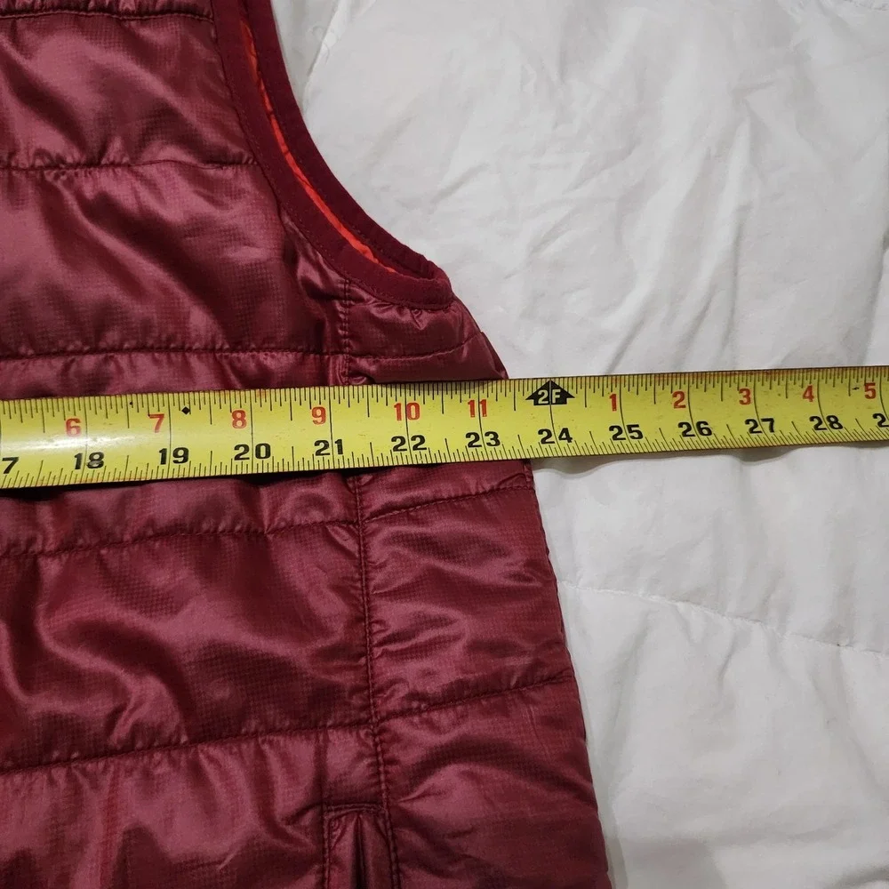 REI Co-Op Puffer Vest Womens Burgundy‎ Zip-Up Outdoor Sz XL 70% Recycled Poly